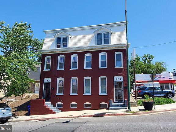 4th image of 232/234 E Franklin St