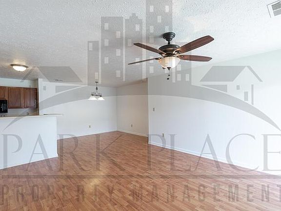 5th image of 8354 Glenwillow Ln Unit 103