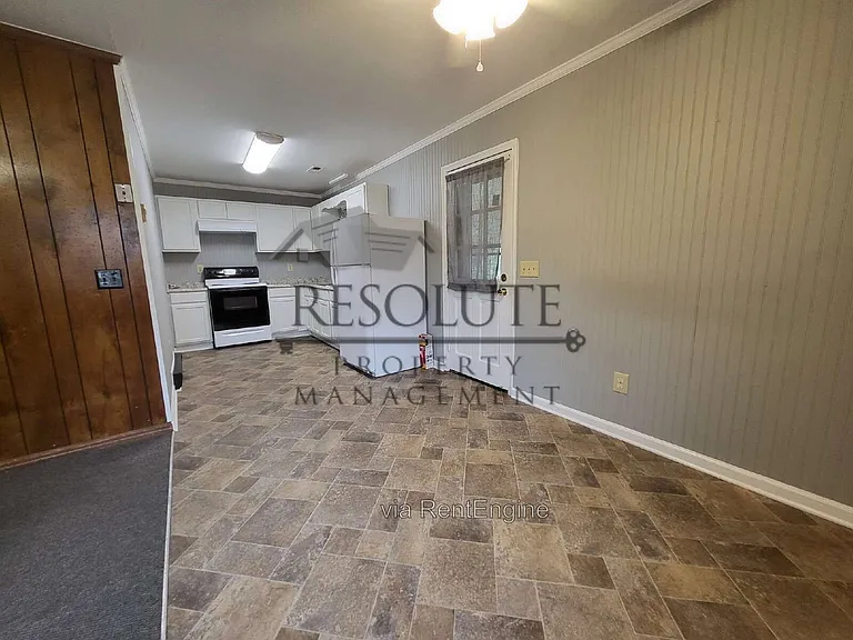 2420 Keith Dr — Photo 16