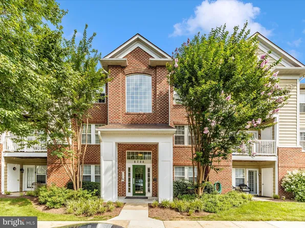 8200 Blue Heron Dr APT 2C, Frederick, MD 21701