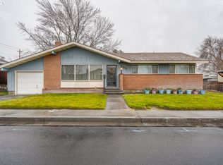 230 NW 9th St, Hermiston, OR 97838