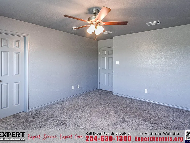 2816 Leroy Cir #B — Photo 10