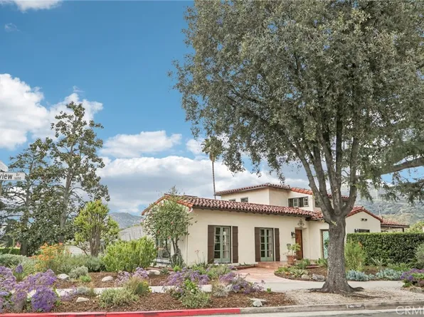 1620 Broadview Dr, Glendale, CA 91208