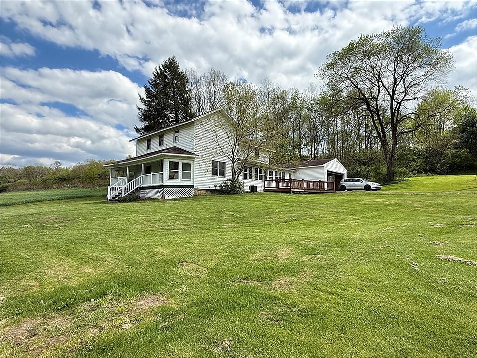1st image of 1939 Mahoning Rd S