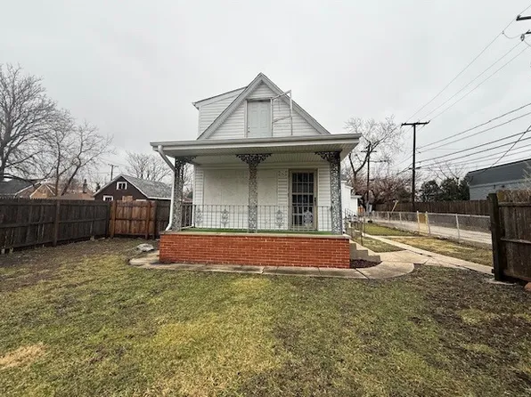 4053 Rose Ave, Lyons, IL 60534