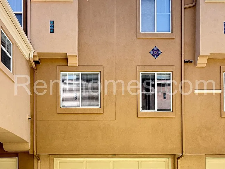 2760 Farragut Rd #113 — Photo 25