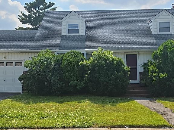 3rd image of 80 Elmwood Street