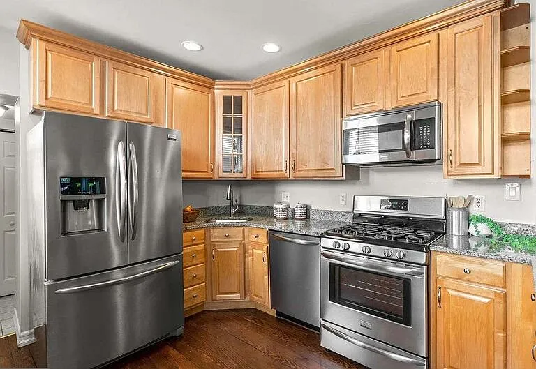 1303 Patapsco St — Photo 13