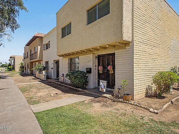 3rd image of 4634 N 19th Avenue