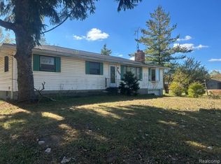 3369 Dove Rd, Port Huron, MI 48060