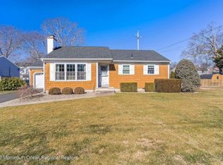 601 Oak Ter, Point Pleasant Beach, NJ 08742