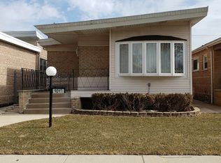 9047 S Oglesby Ave, Chicago, IL