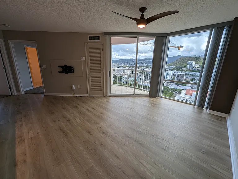 801 S King St #2907 — Photo 1
