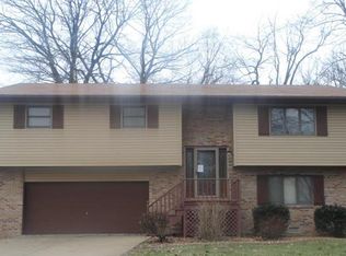 162 Dianne Dr, Belleville, IL 62220