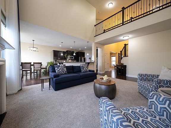 4th image of 5075 Jewel Ln N