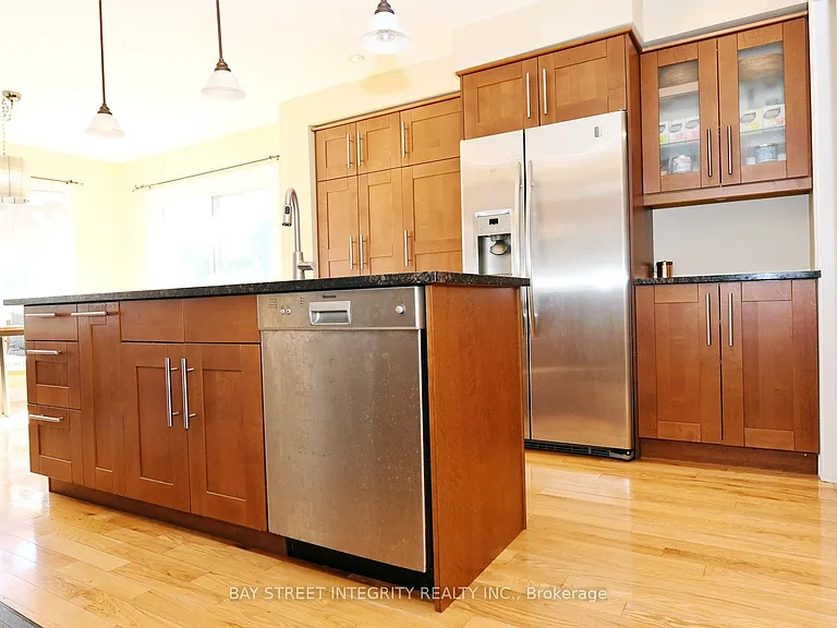 1213 Rosethorne Rd — Photo 8