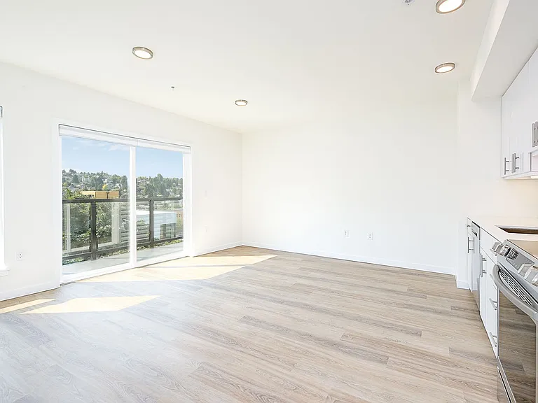 Portal Apartments — Photo 37