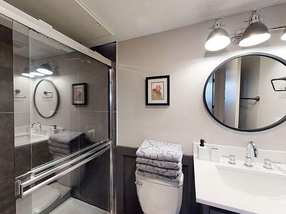 3rd image of 1417 N Garrett Ave #209