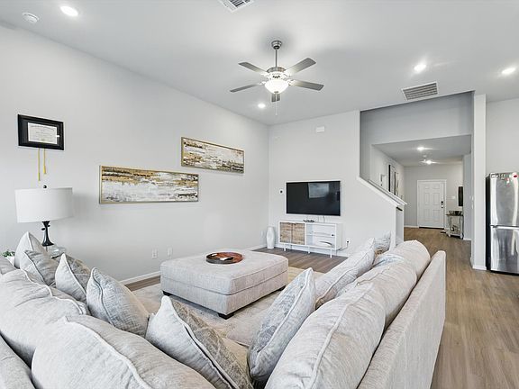 5th image of 8937 Lantana Meadow Dr