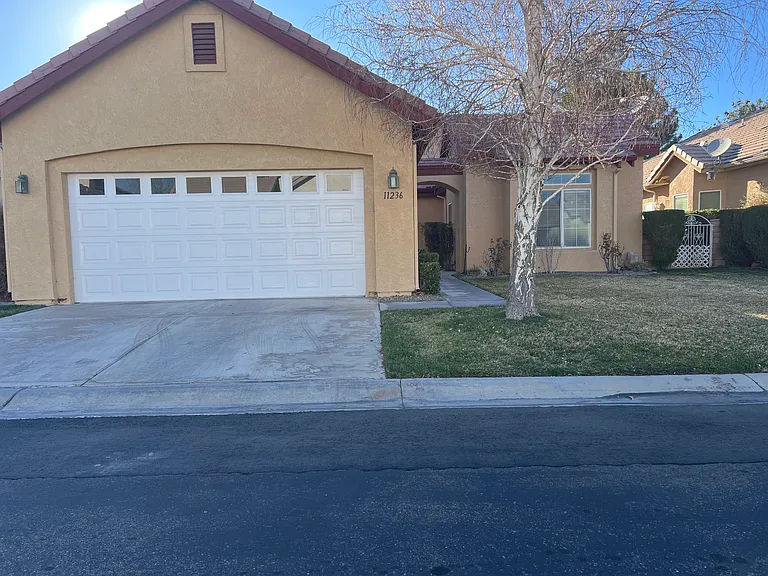 11236 Country Club Dr — Photo 3