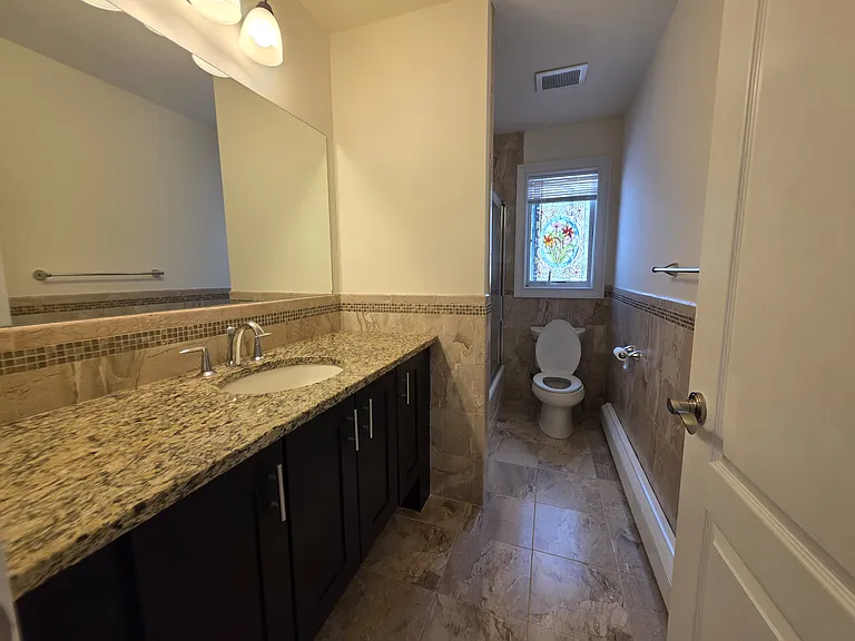 527 Roff Ave #B — Photo 18