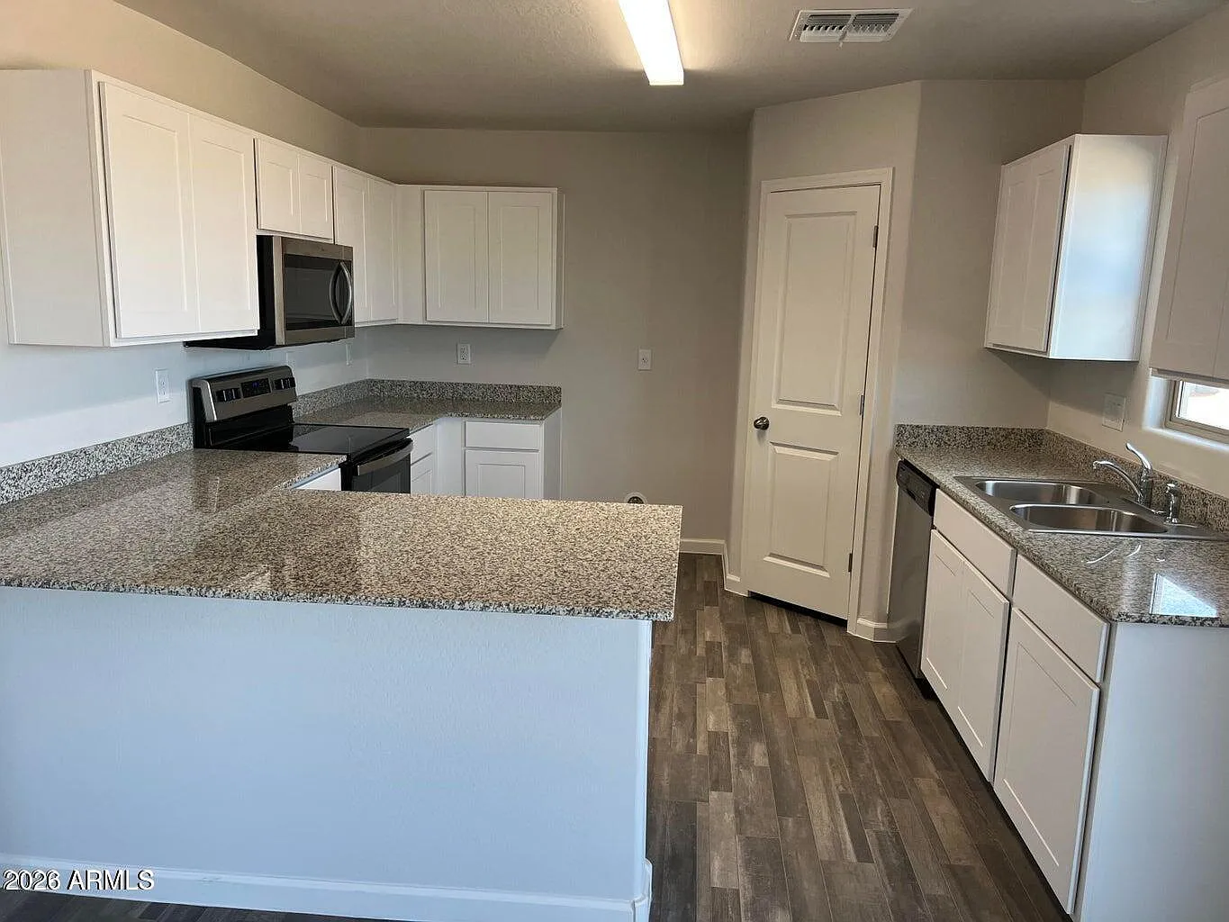 4 bed, 2.0 bath, 1603 sqft, $1,650 — Photo 4