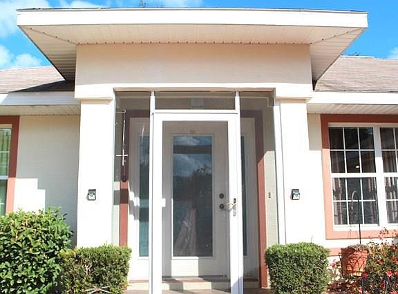 3rd image of 35 Westmoreland Dr