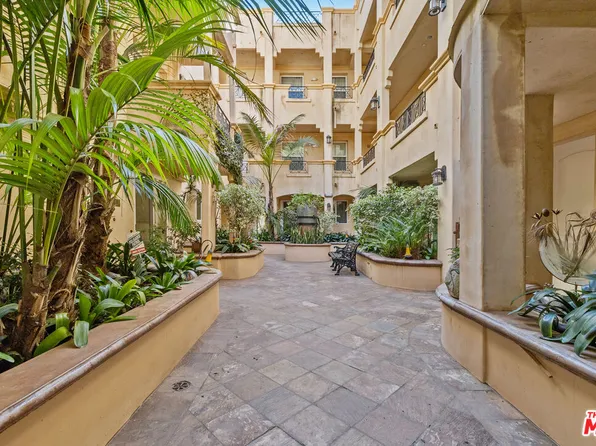 16123 Sunset Blvd #103, Pacific Palisades, CA 90272