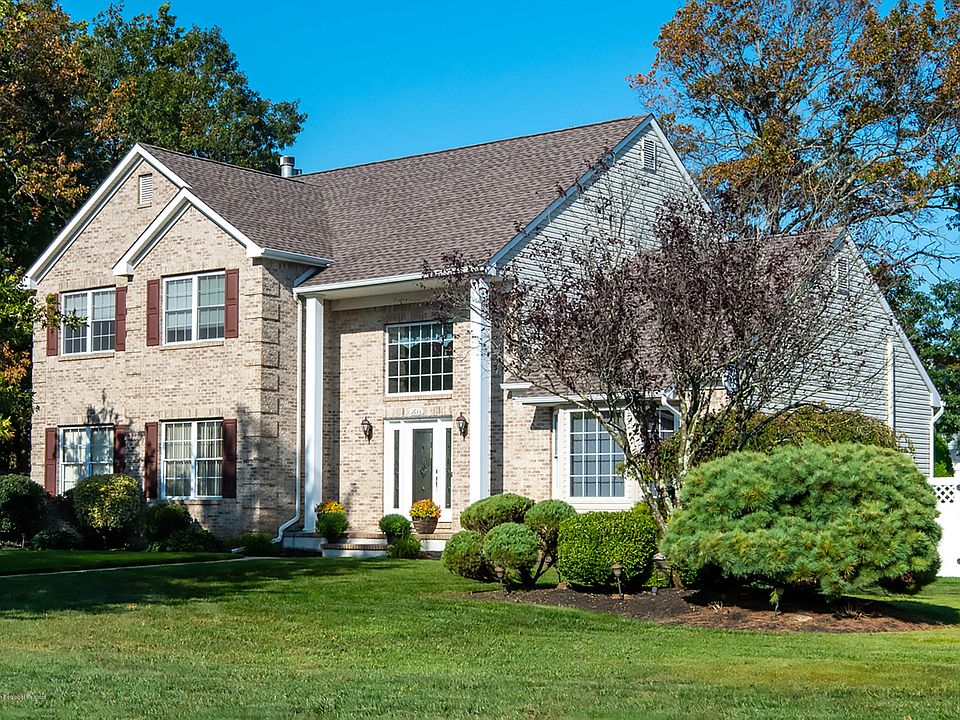 1st image of 1633 Shelton Ct