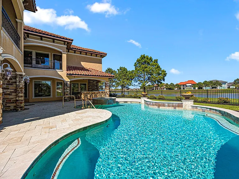 11418 Lago Verde Dr — Photo 49