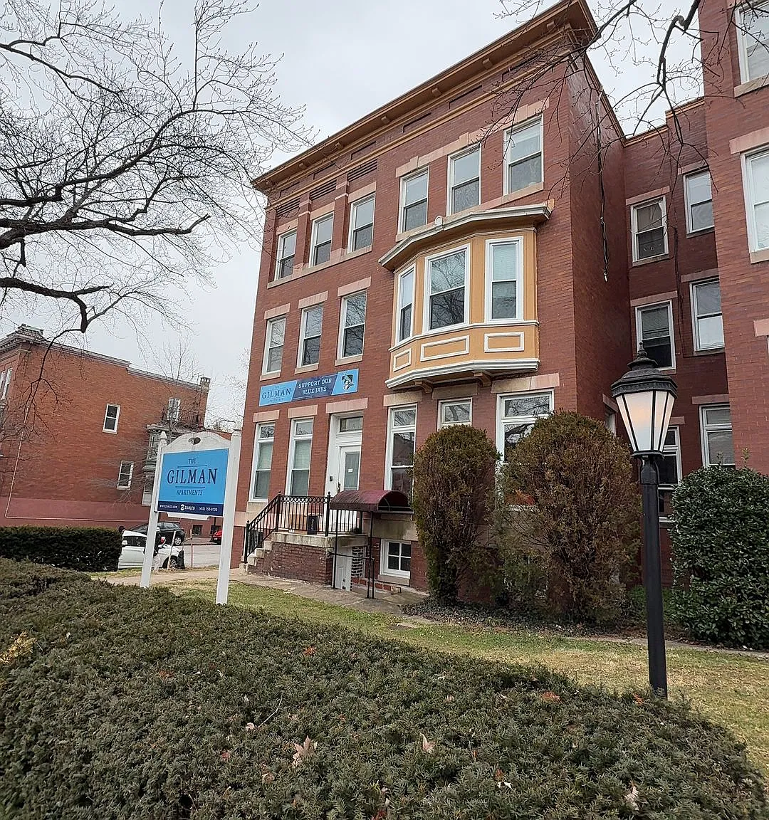 3 bed, $2,195 — Photo 1