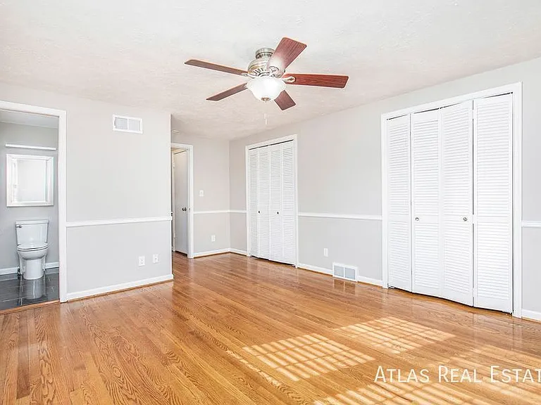 4412 W 77th Pl — Photo 10