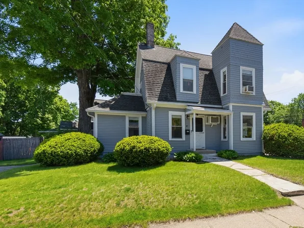 47 Whitehall Rd, Amesbury, MA 01913