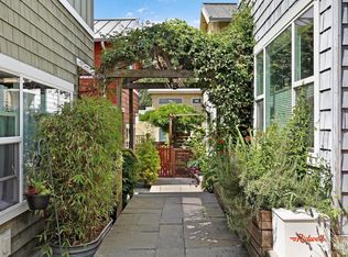 2521 30th Ave S #B, Seattle, WA 98144