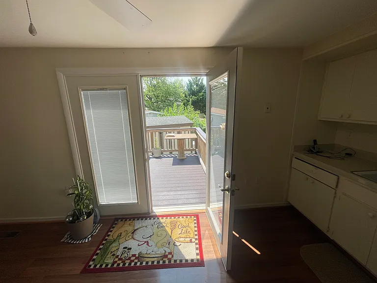 1245 Wilshire Dr — Photo 22