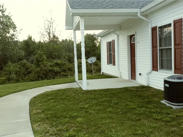 16460 Cottonwood Pl, Middlefield, OH 44062