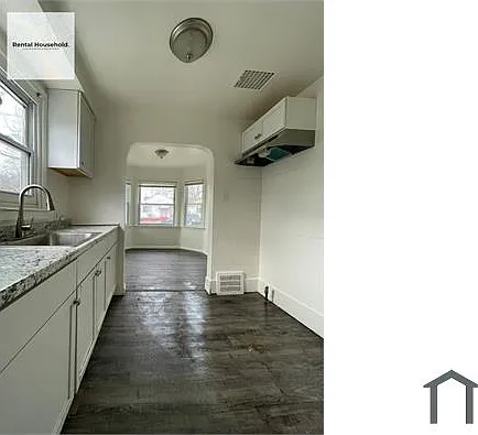 14656 Roselawn St — Photo 4