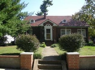 1072 S Roanoke Ave, Springfield, MO 65807