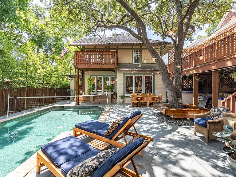 3900 Bowser Ave — Photo 66