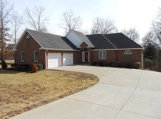 223 Stoney Ln, Cadiz, KY 42211