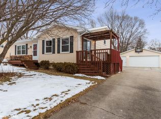 713 Warren St, De Soto, IA 50069