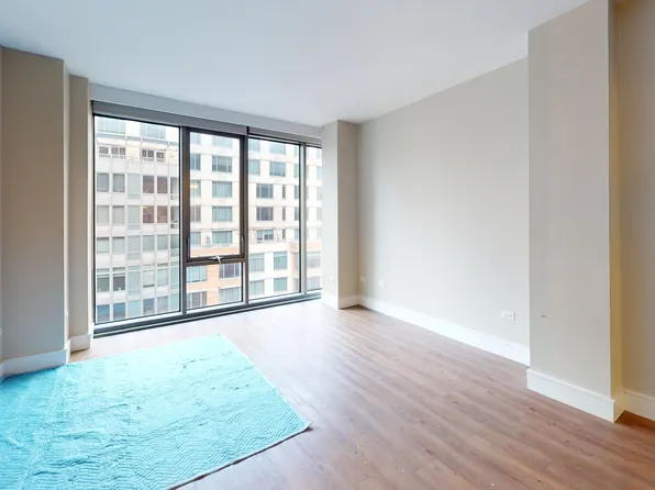 237 East 34th Street image 8 of 30