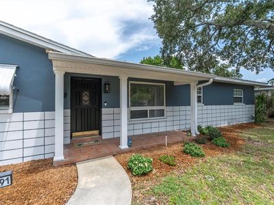 1491 Robinson Dr N, Saint Petersburg, FL, 33710