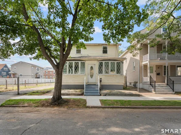 59 North Place, West Haven, CT 06516