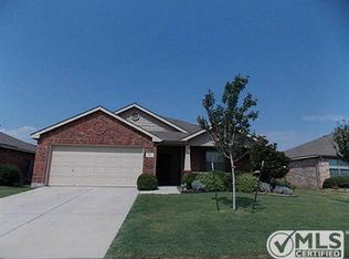 3501 Hermalinda Dr, Denton, TX 76207