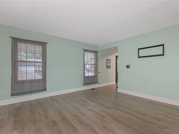 5th image of 8930 Willowgate Ln