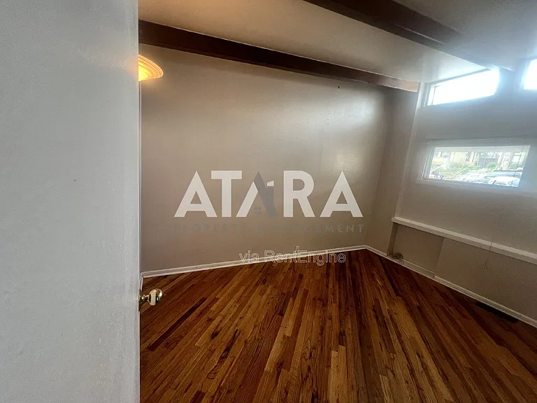 624 E 7th Ave — Photo 8
