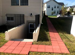 2610 Sir Michael Pl, Lanham, MD 20706