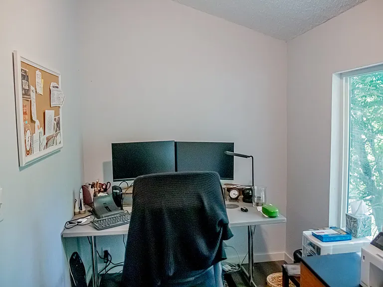 2021 N 15th St #1 — Photo 9