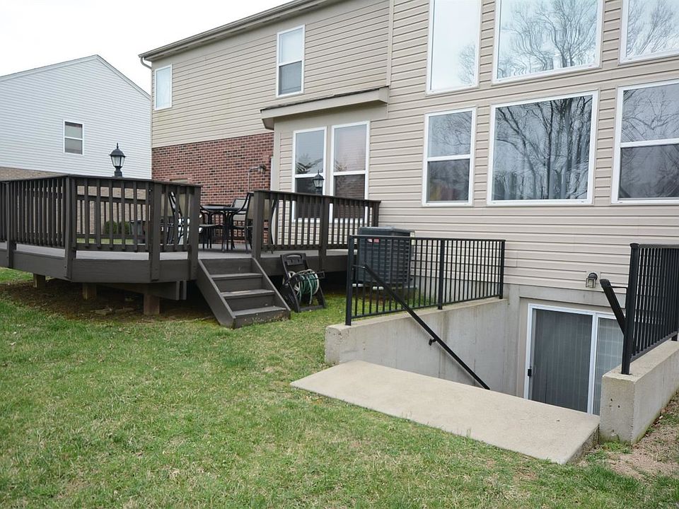 2nd image of 7853 Spring Garden Ct